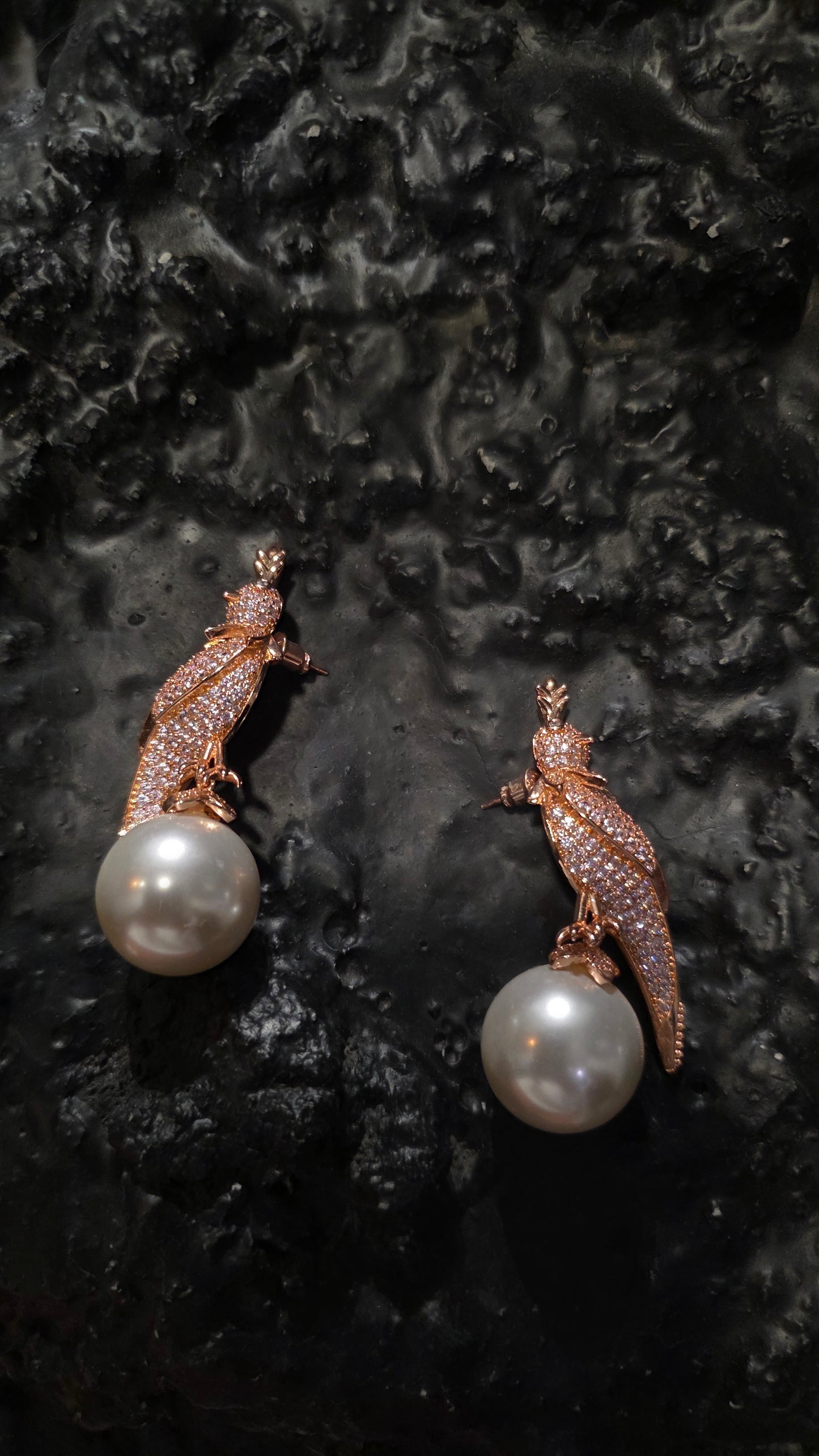 Aurora Talon Earring