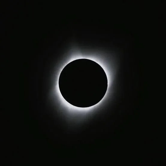 Eclipse Top