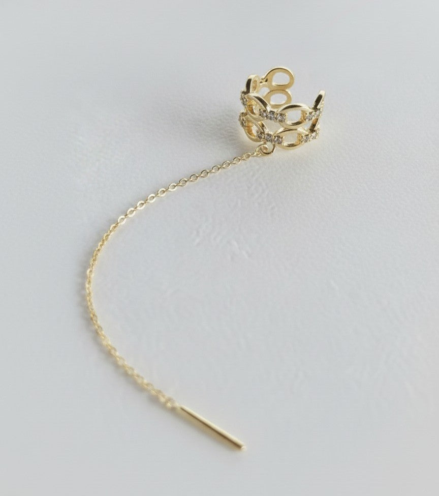 Celestial Chainfall Earcuff