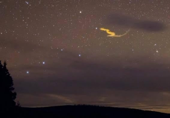 Celestial Trace Earrings