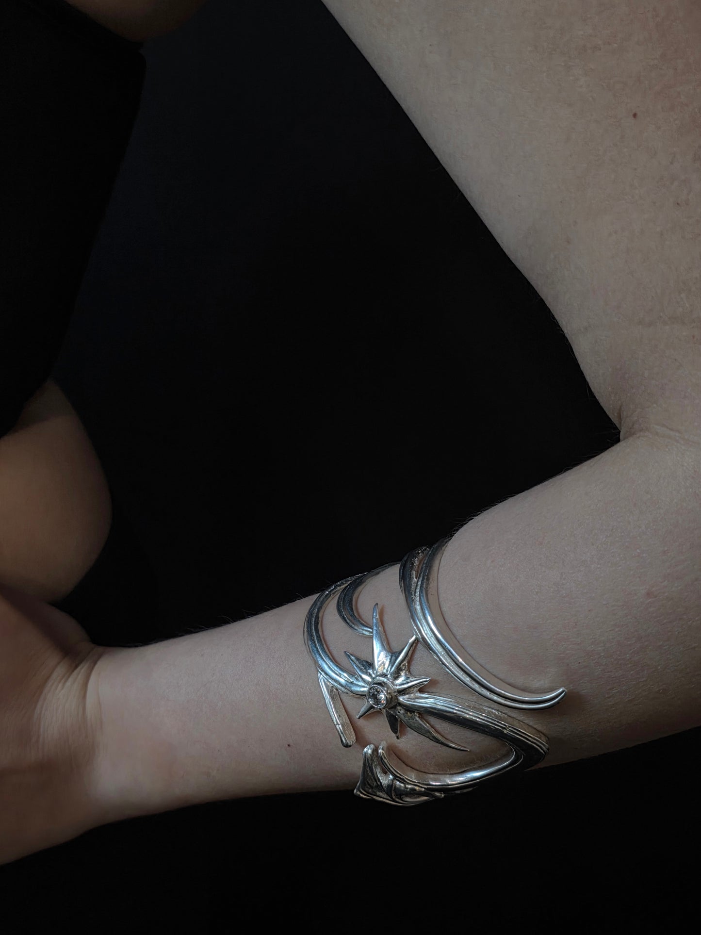 Nova Claw Cuff