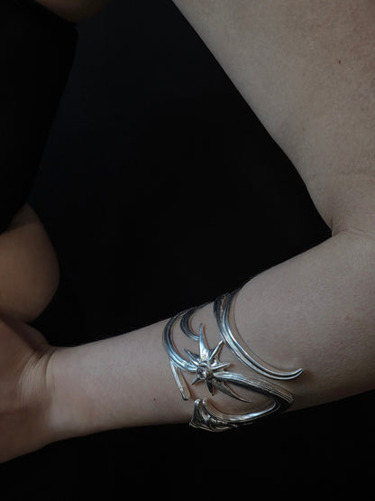 Nova Claw Cuff