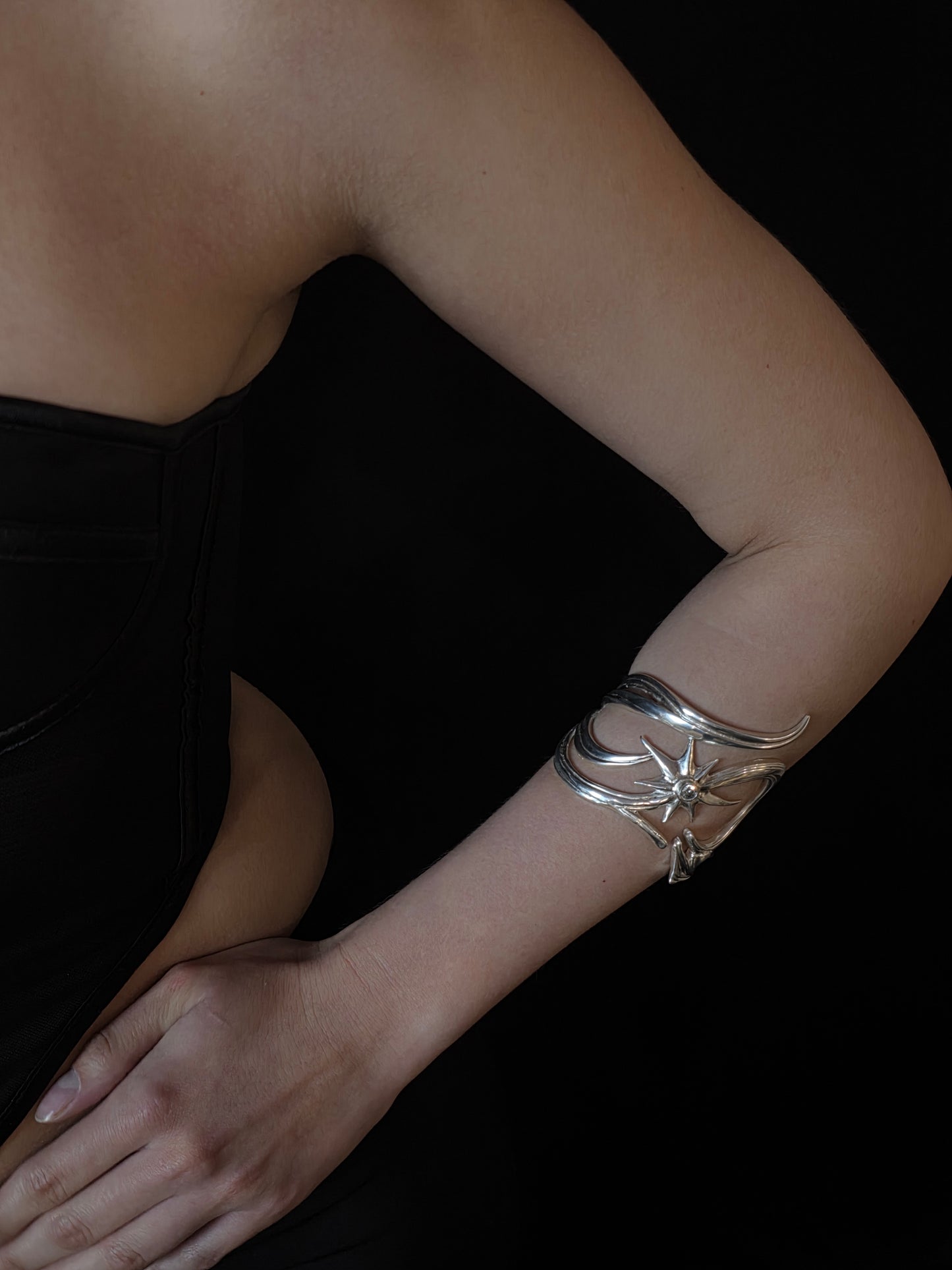 Nova Claw Cuff