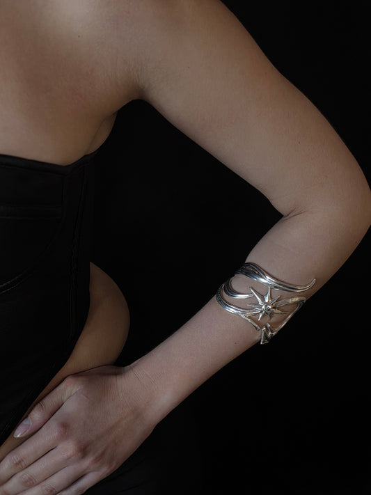 Nova Claw Cuff