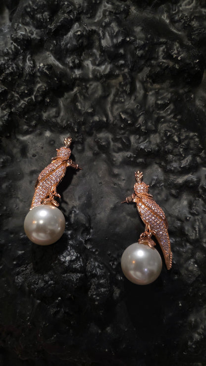 Aurora Talon Earring