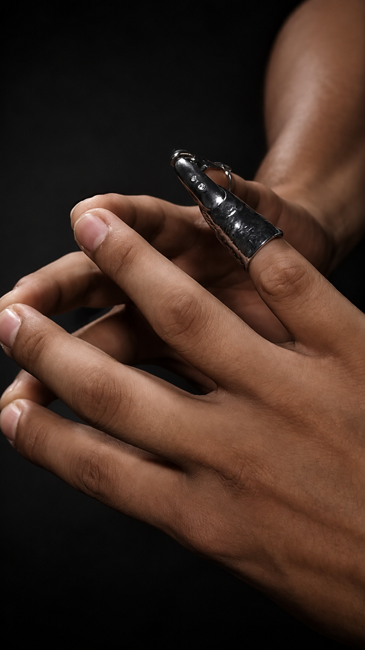 Crome Nova - Nail Armor (Man) - NearEarthobject