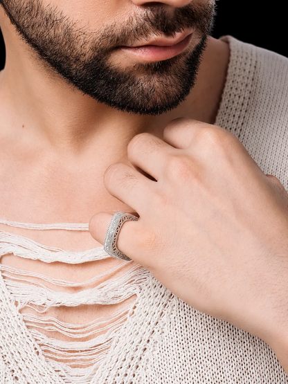 Silver Crescent Ring (Man)