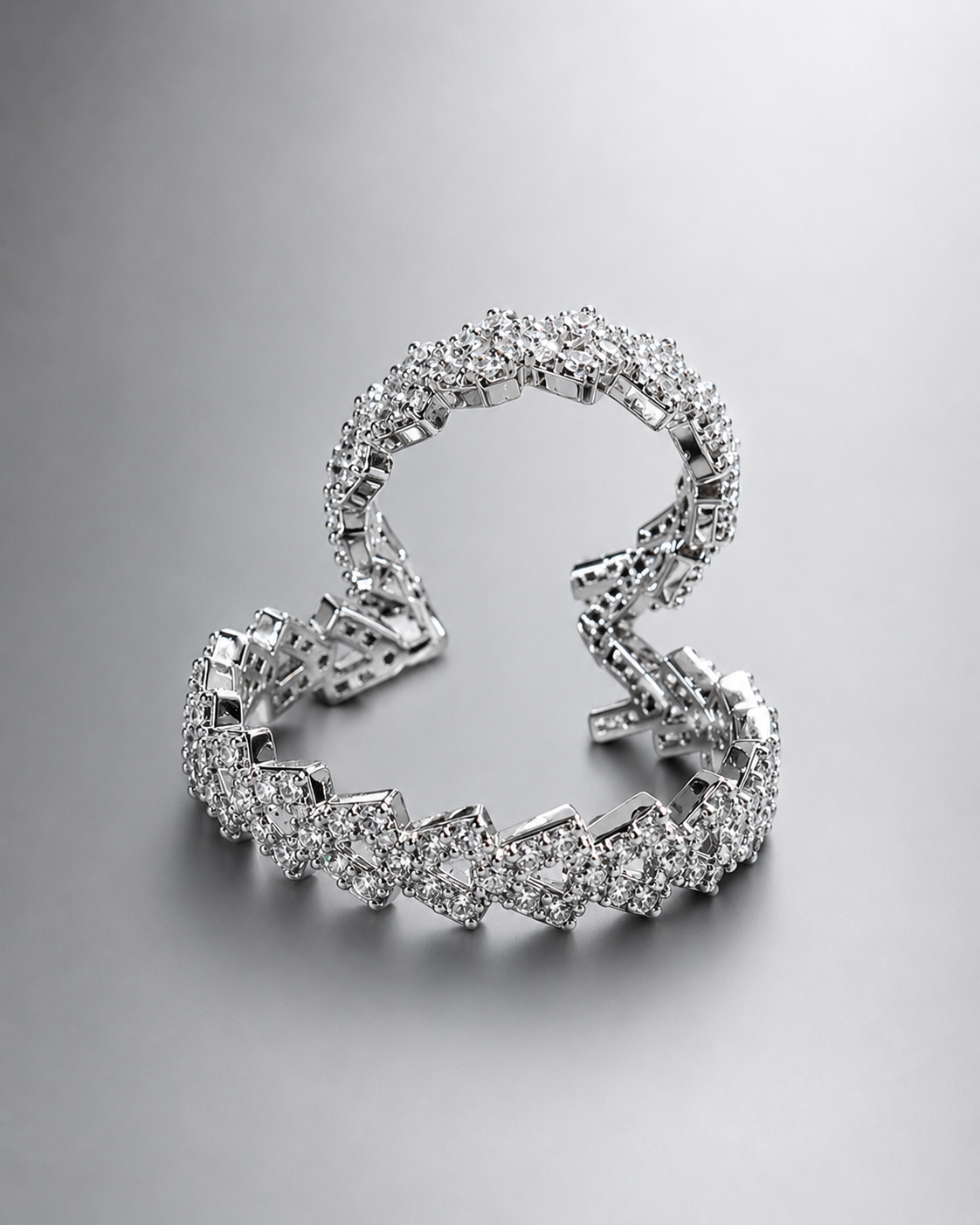 Stardust Arc Earcuff