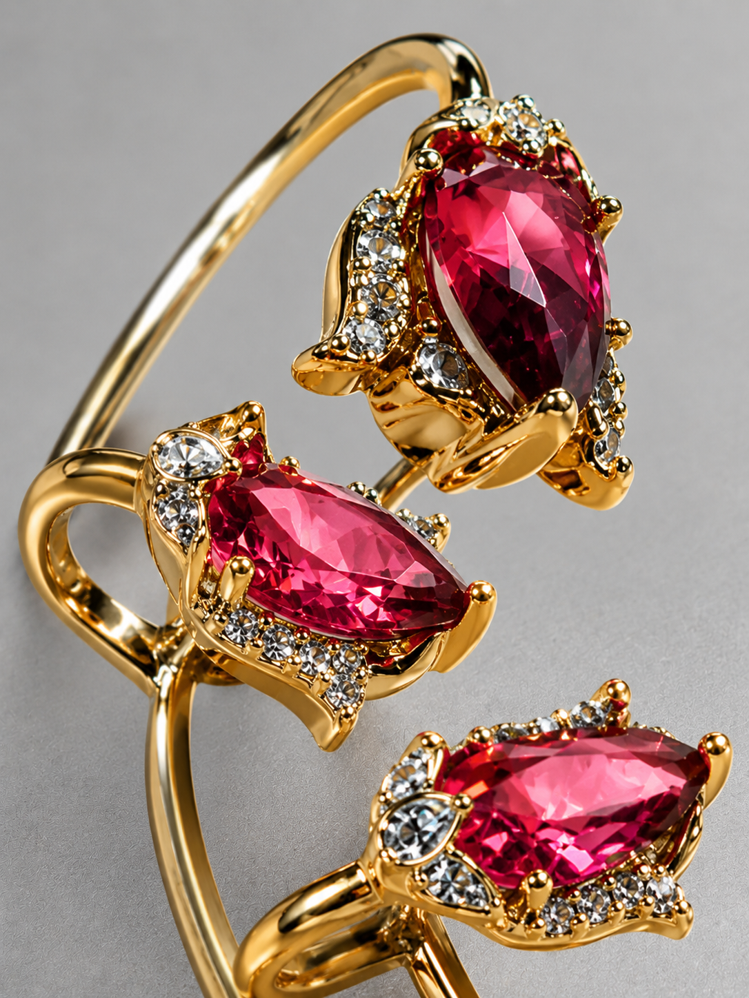 Scarlet Halo Ear Cuff