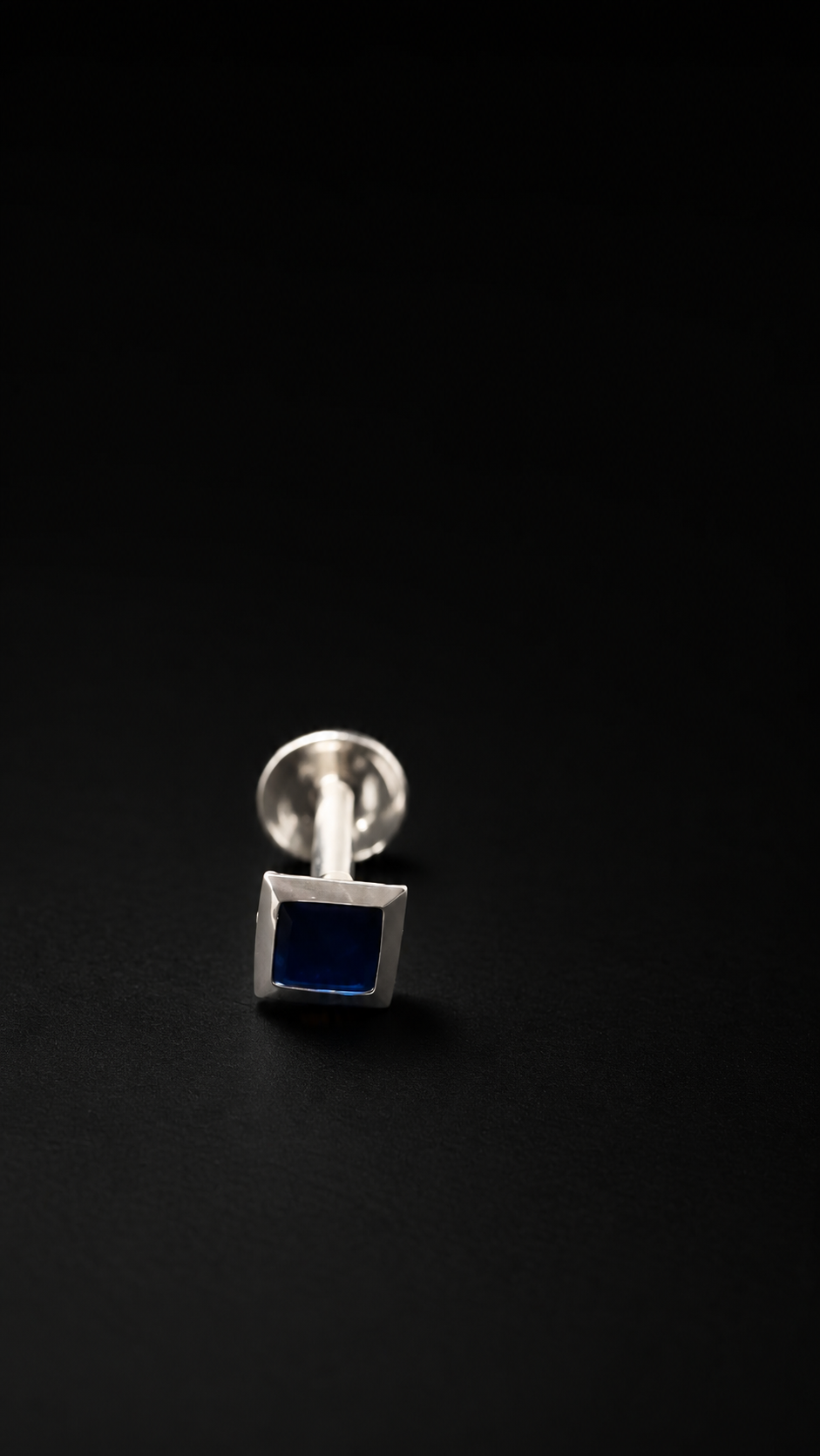 Quard Relic Earpin (Man)