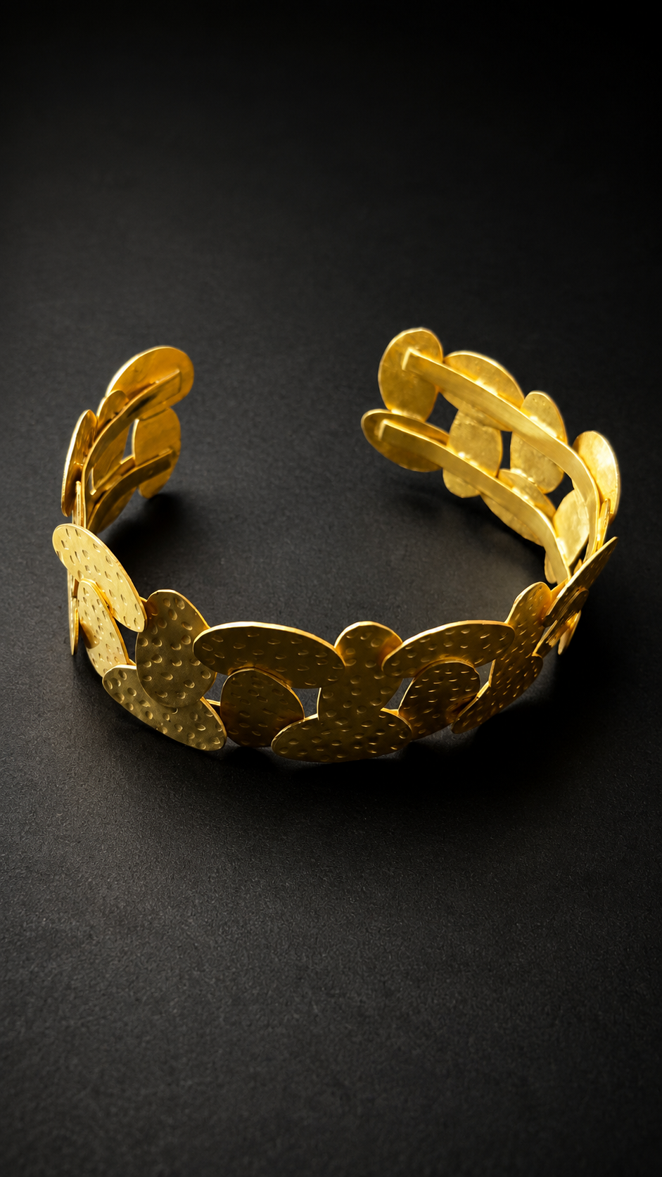 Dawnrise Choker