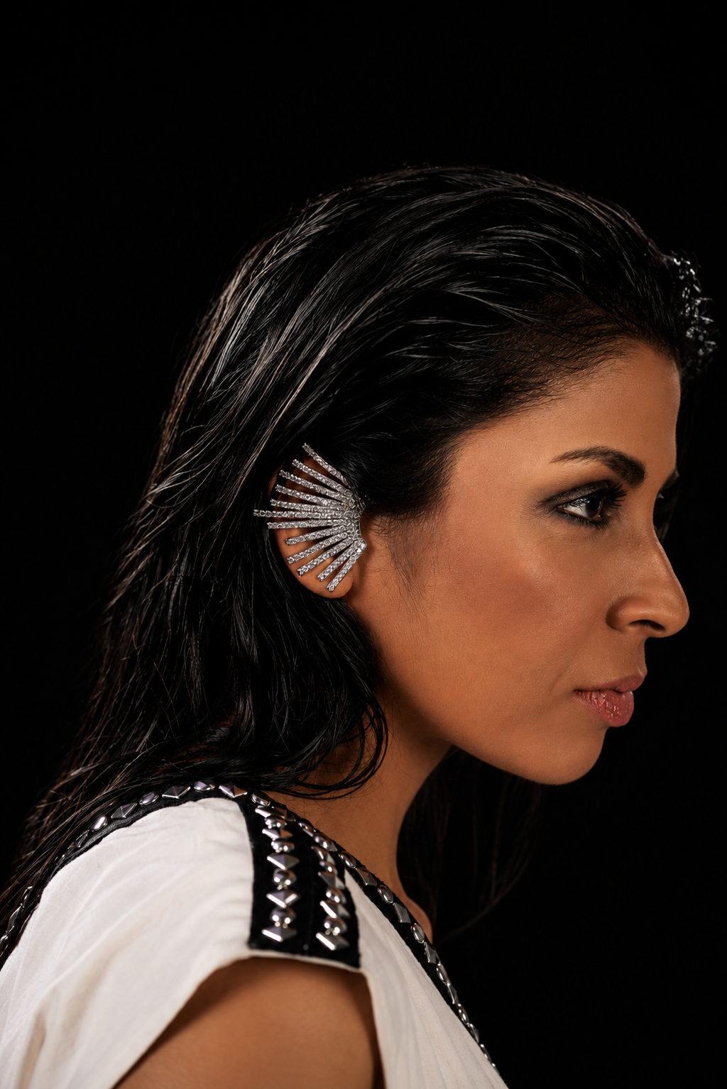 Nocturne Earcuff