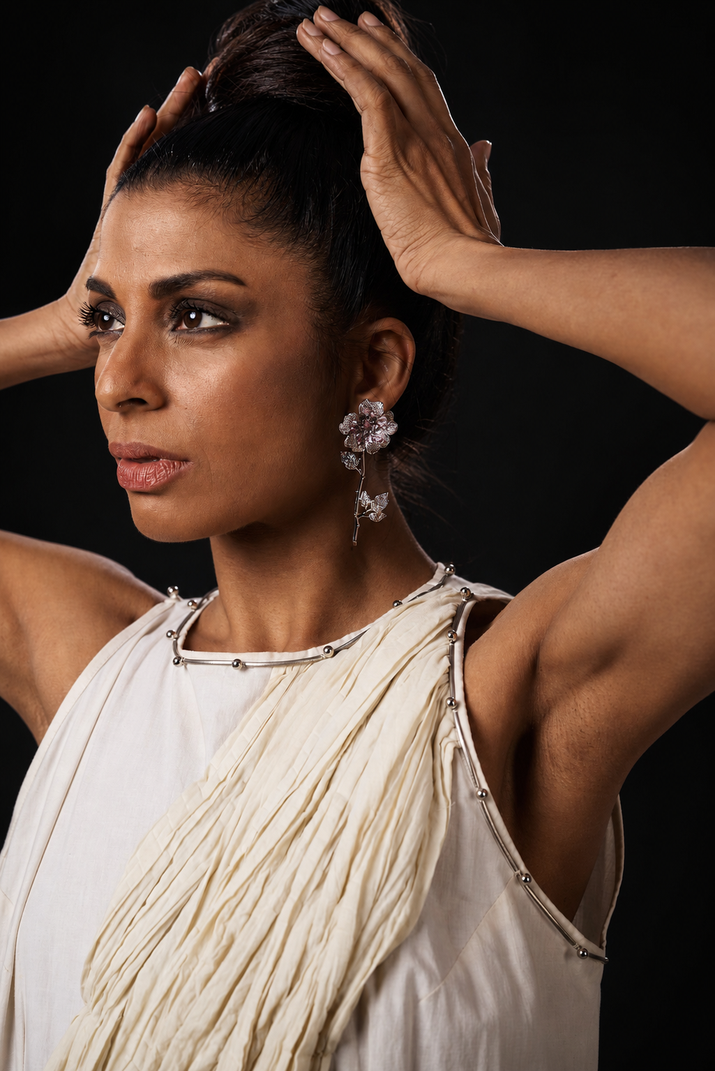 Vesperine Earrings