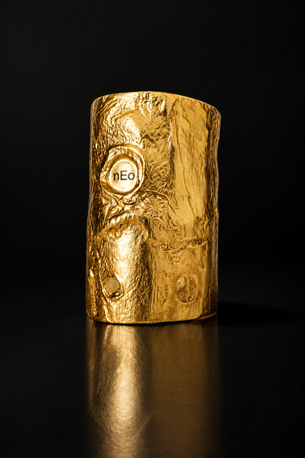 Auric crater handcuff (Man)