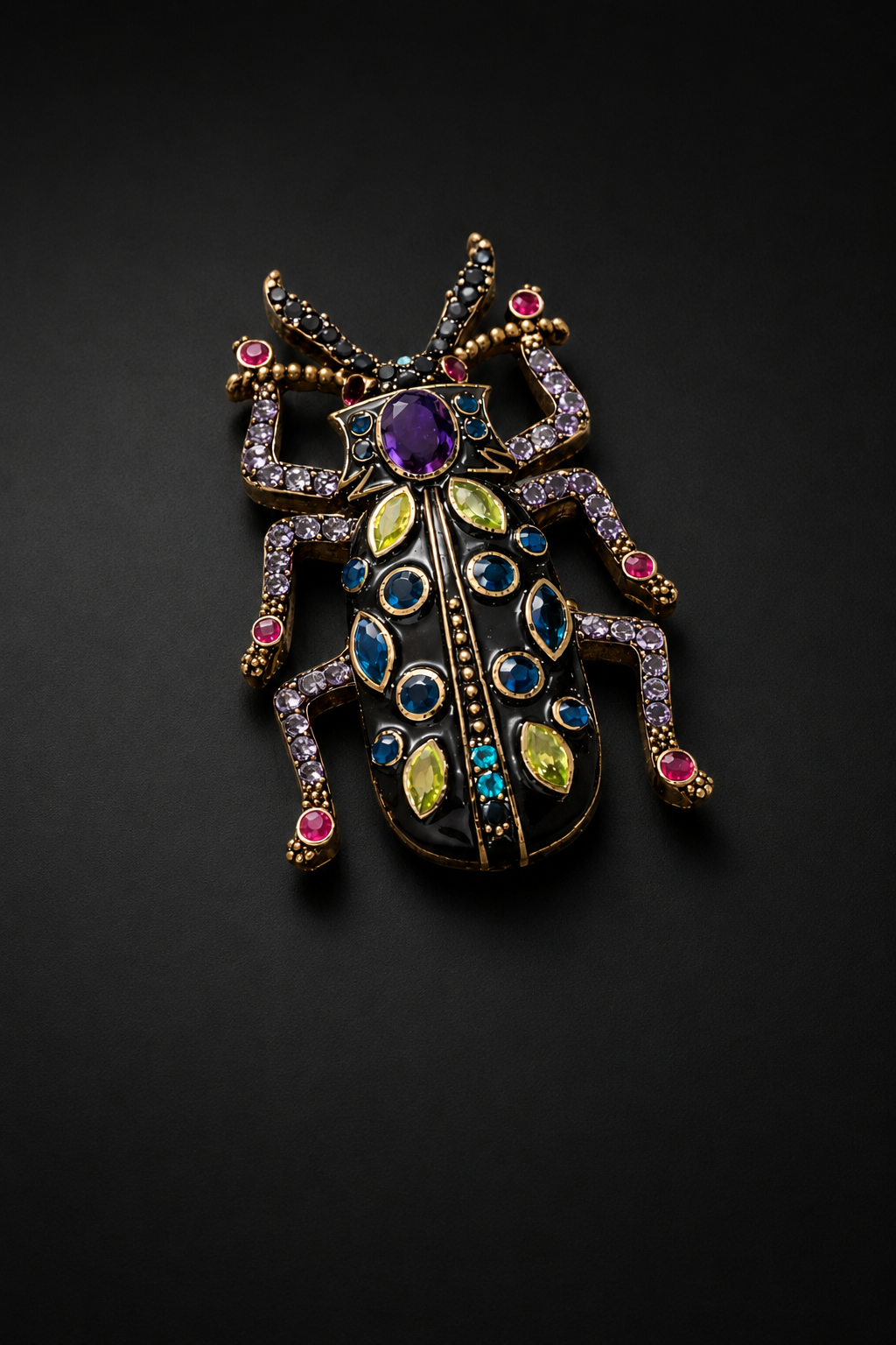 Stag Amulet Brooch (Man)