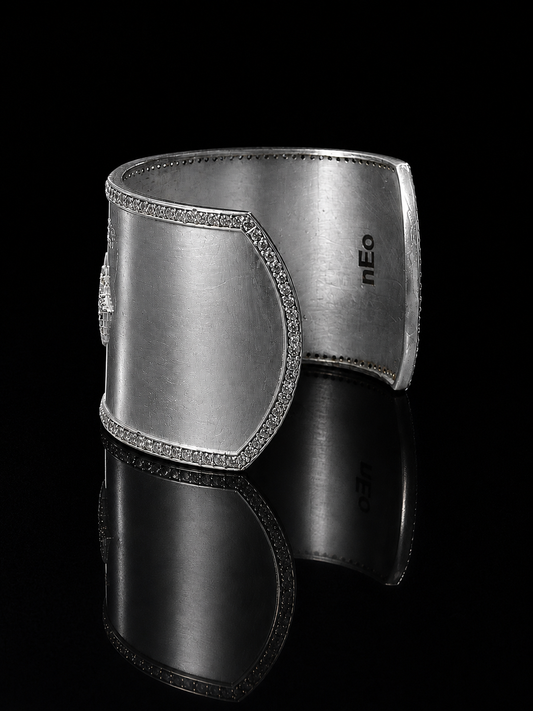 Nebula Crest Cuff (Man) - NearEarthobject