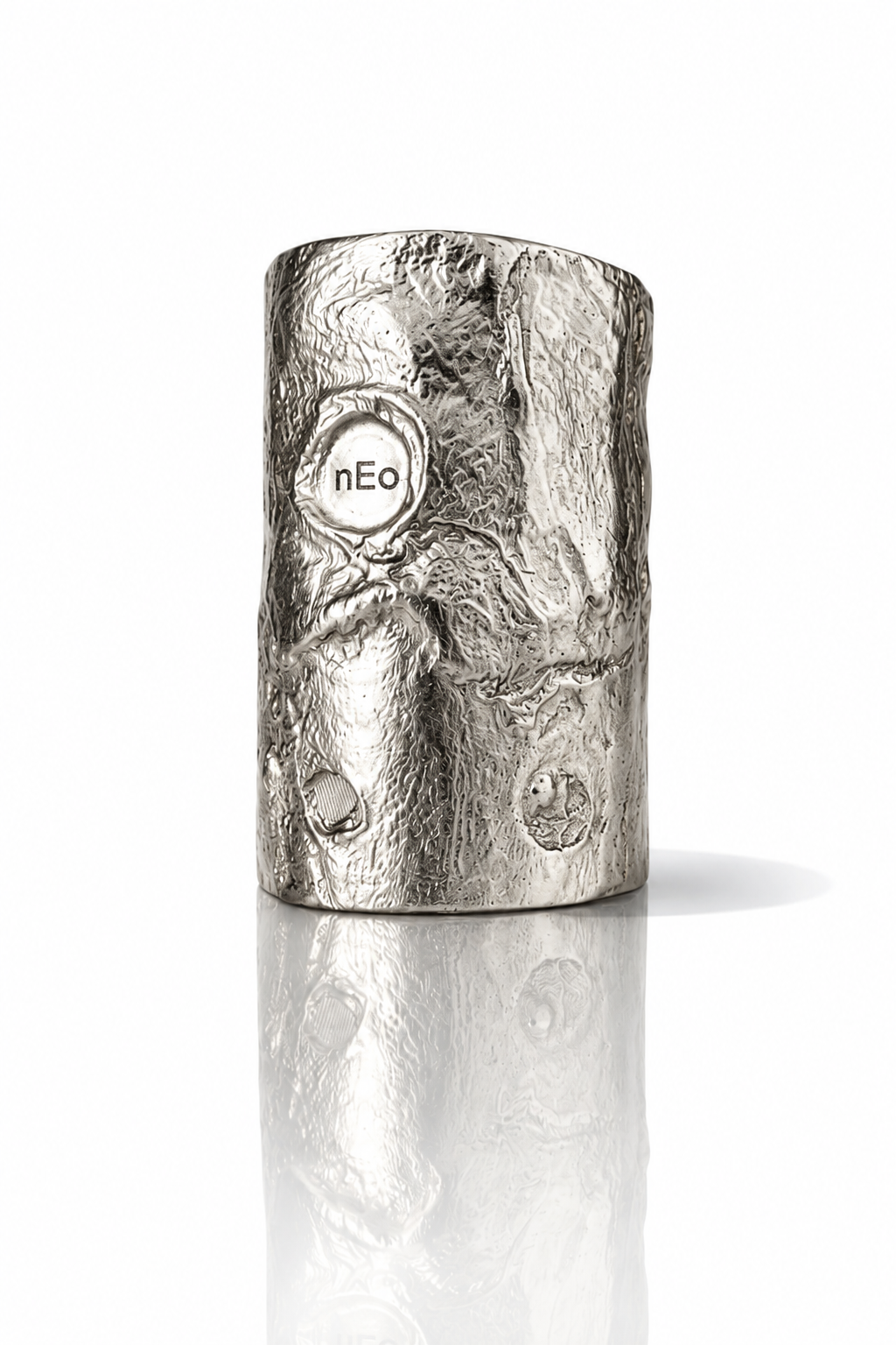 Auric Crome Crater Handcuff