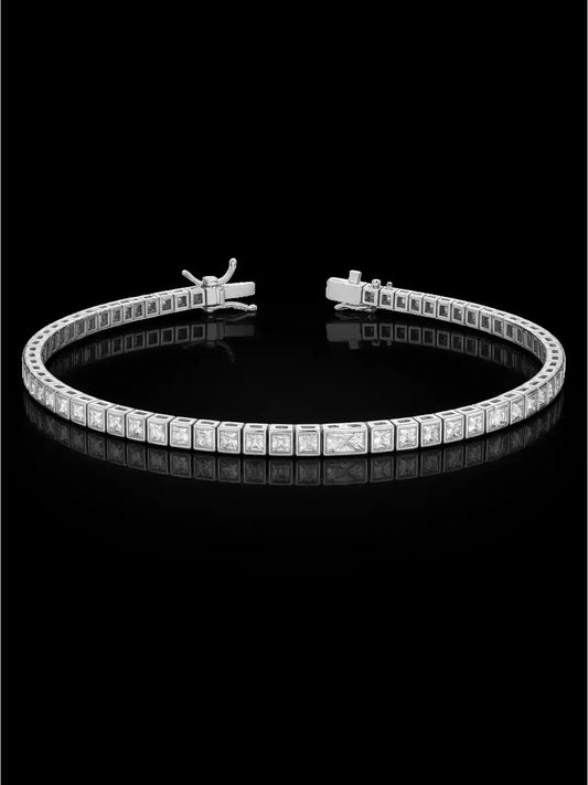 Eterna Radiance Bracelet crafted in 925 silver
