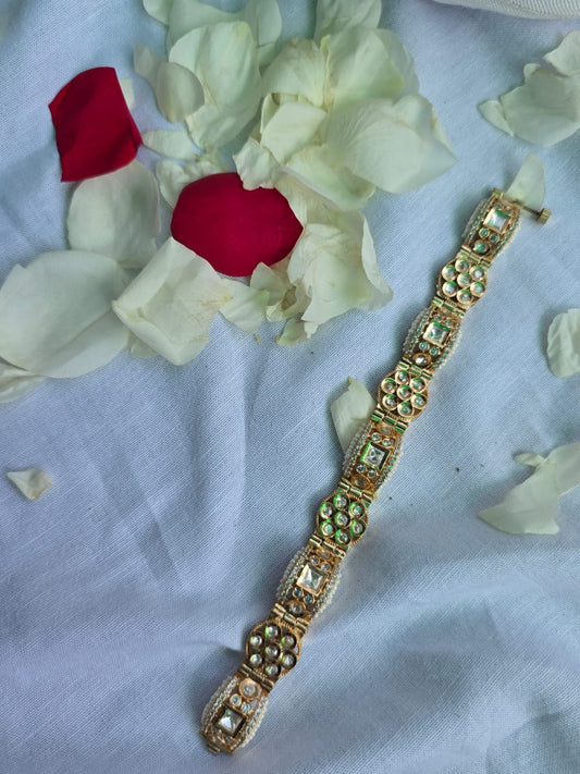 Flora Link Bracelet
Regular - Heritage jewelry by nEo