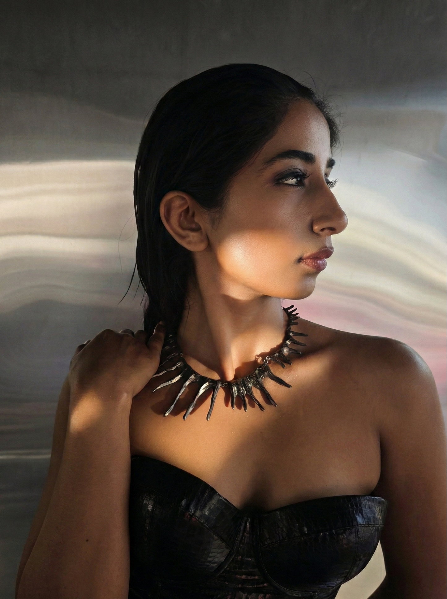 Nova Holo Choker