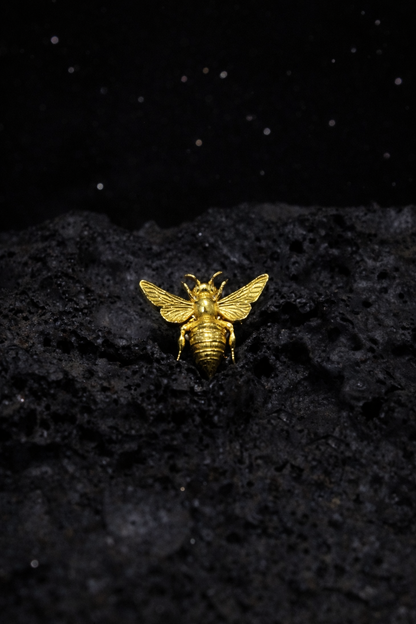 Aurelia Hive Brooch