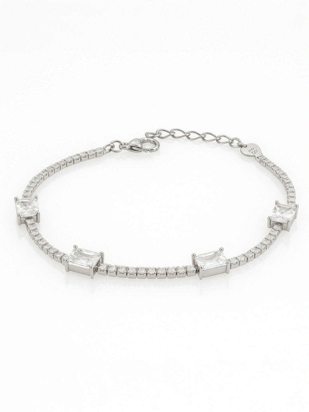Radiant Quadra Bracelet crafted in 925 silver