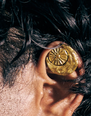 Resonance Ear Cuff (Man)