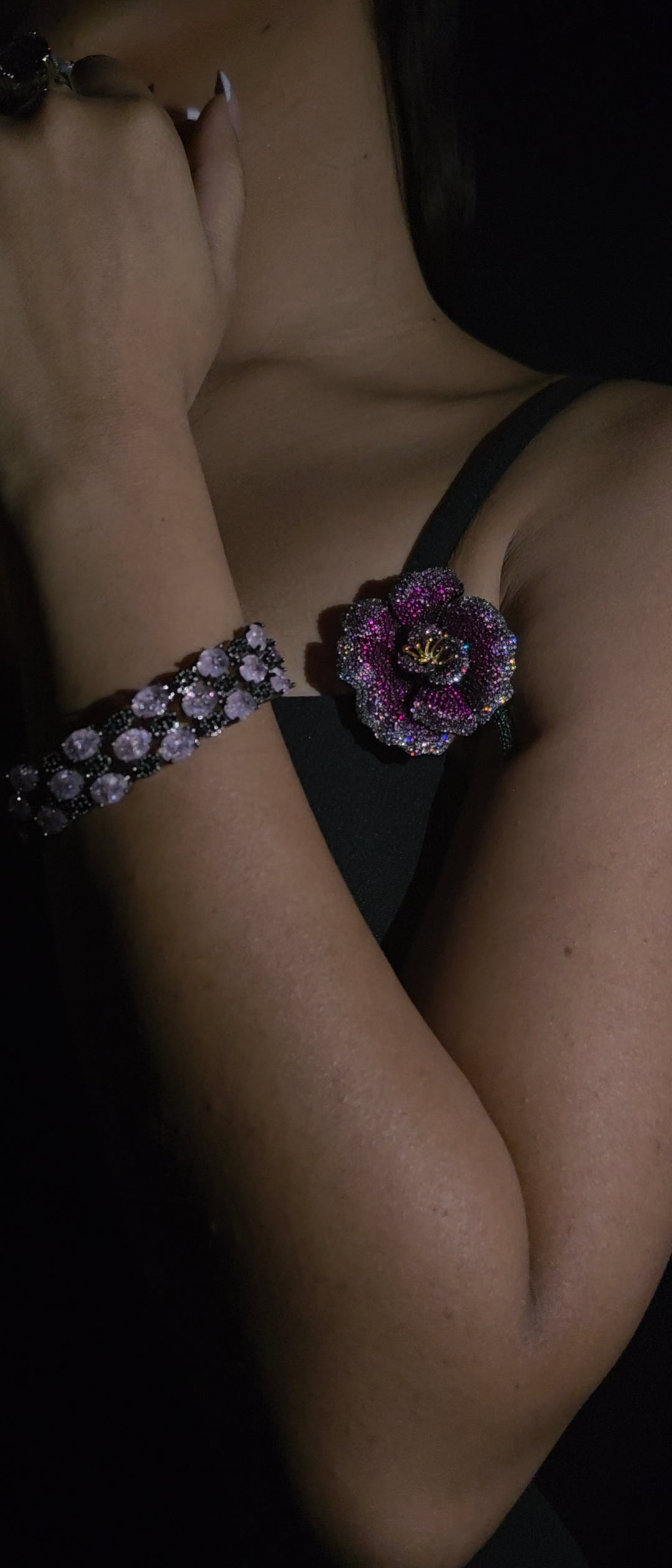 Frosta Ares Brooch