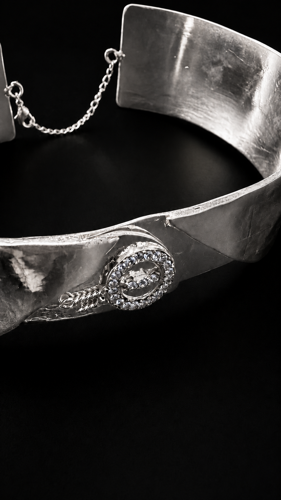 Dusk Crome Collar