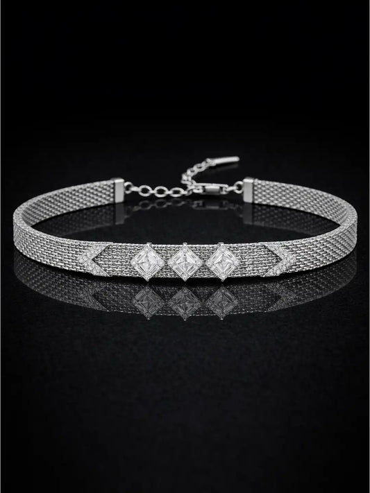 Solar Gleam Bracelet crafted in 925 silver