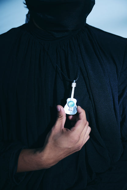 Duskstring Necklace (Man)