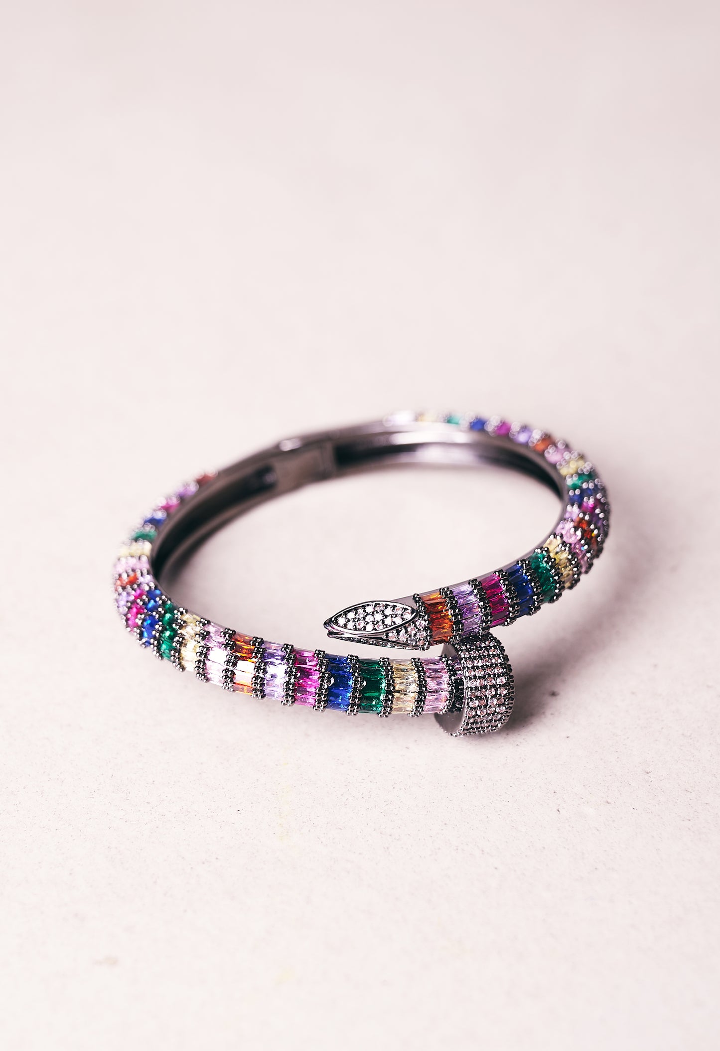 Spectrum Shard Handcuff