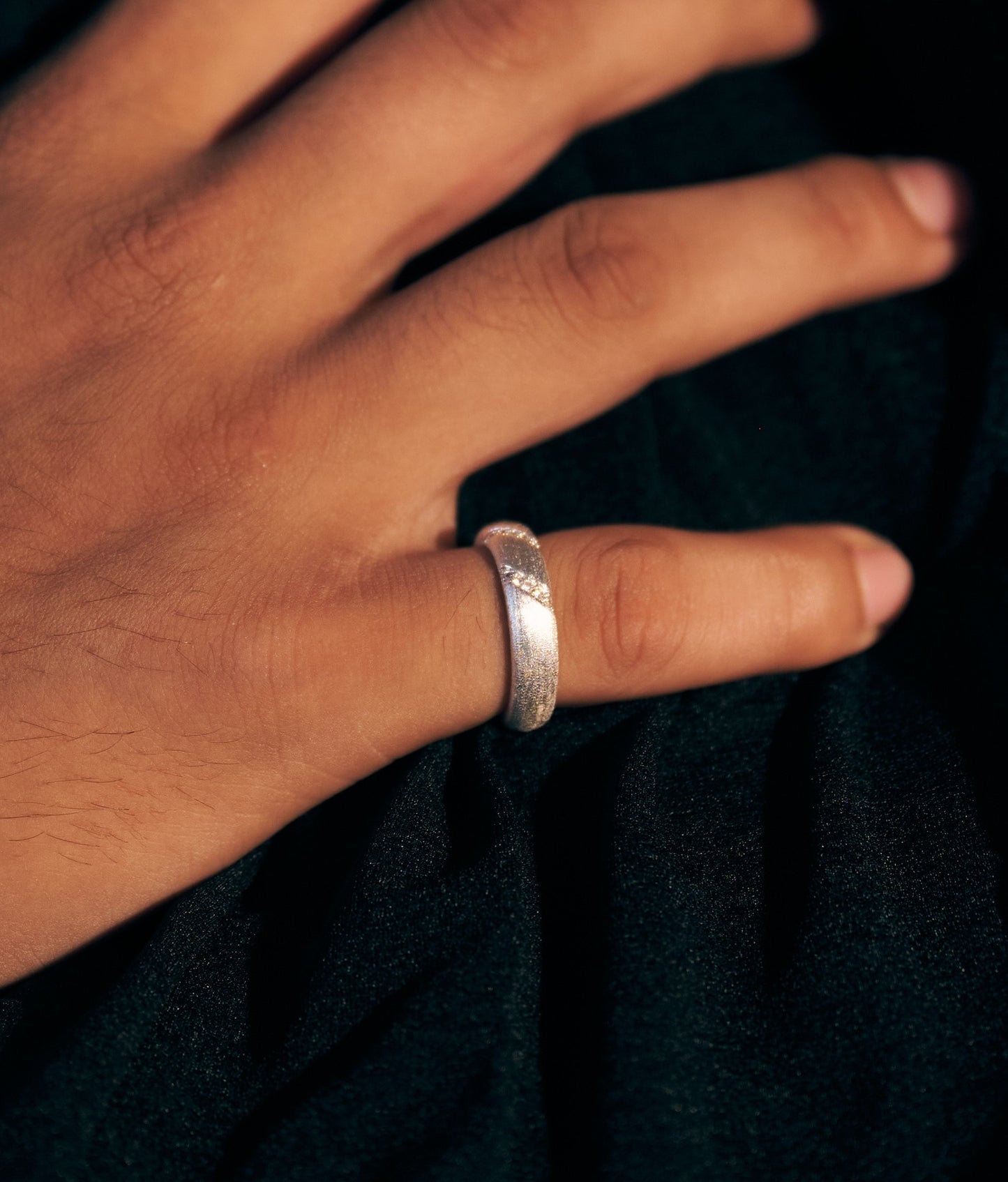 Moonlit Frost Ring (Man)