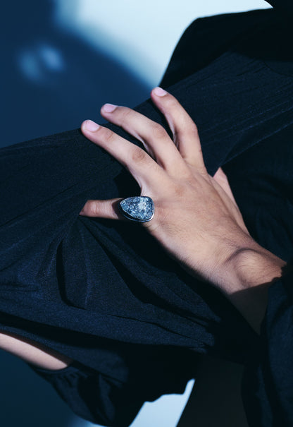 Dark Noir Ring (Man)