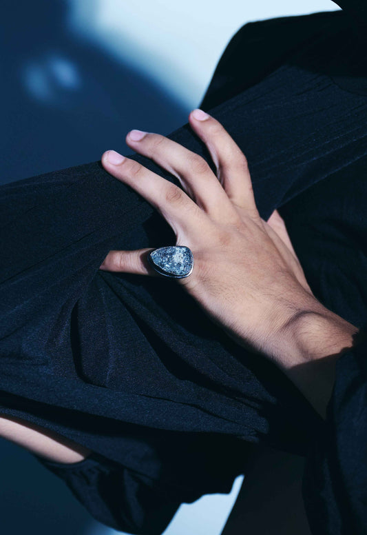 Dark Noir Ring (Man)