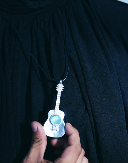 Duskstring Necklace (Man)