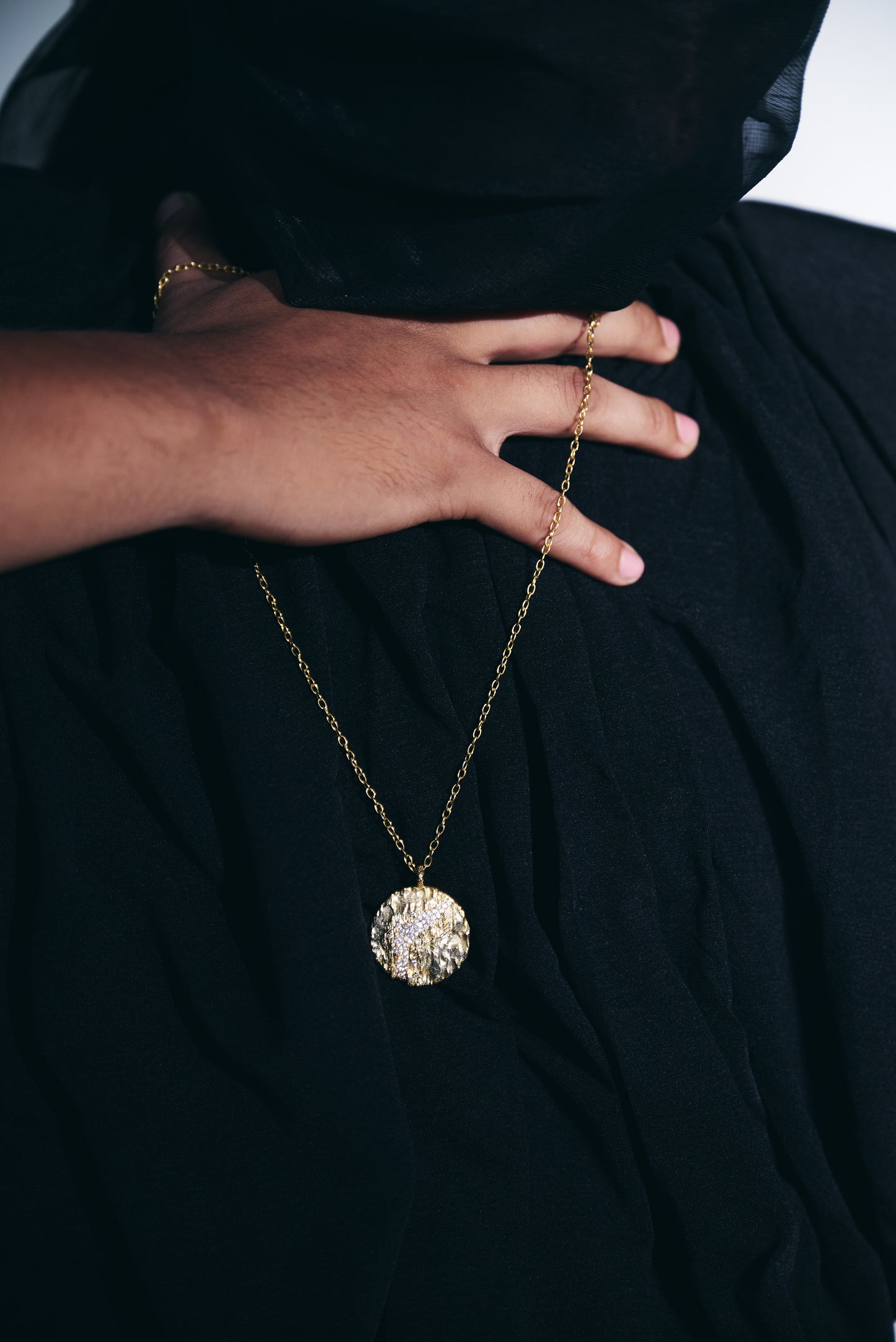 Orbit Fracta Necklace (Man)