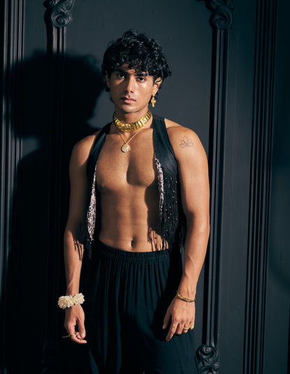 Orbit Fracta Necklace (Man)