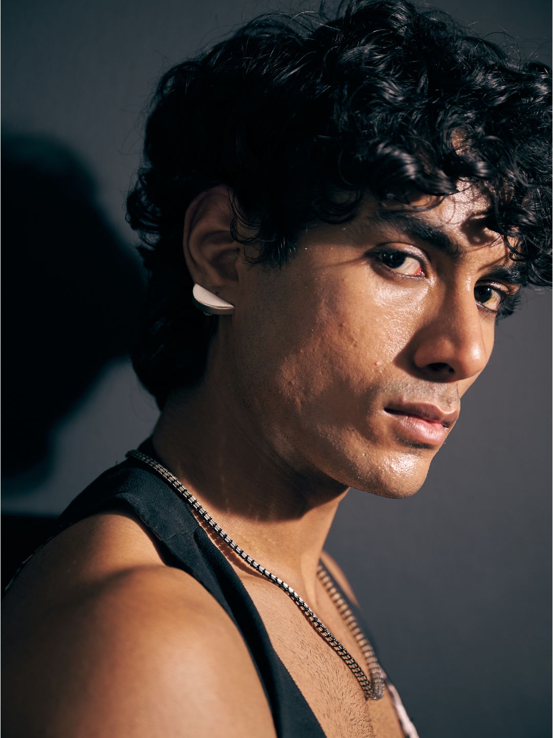 Zero Gravity Ear Cuff (Man)