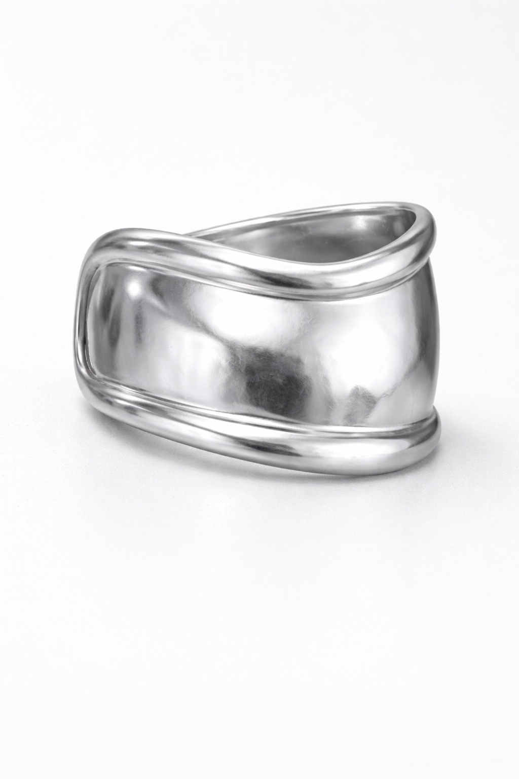 Lunar Curve Hand Cuff