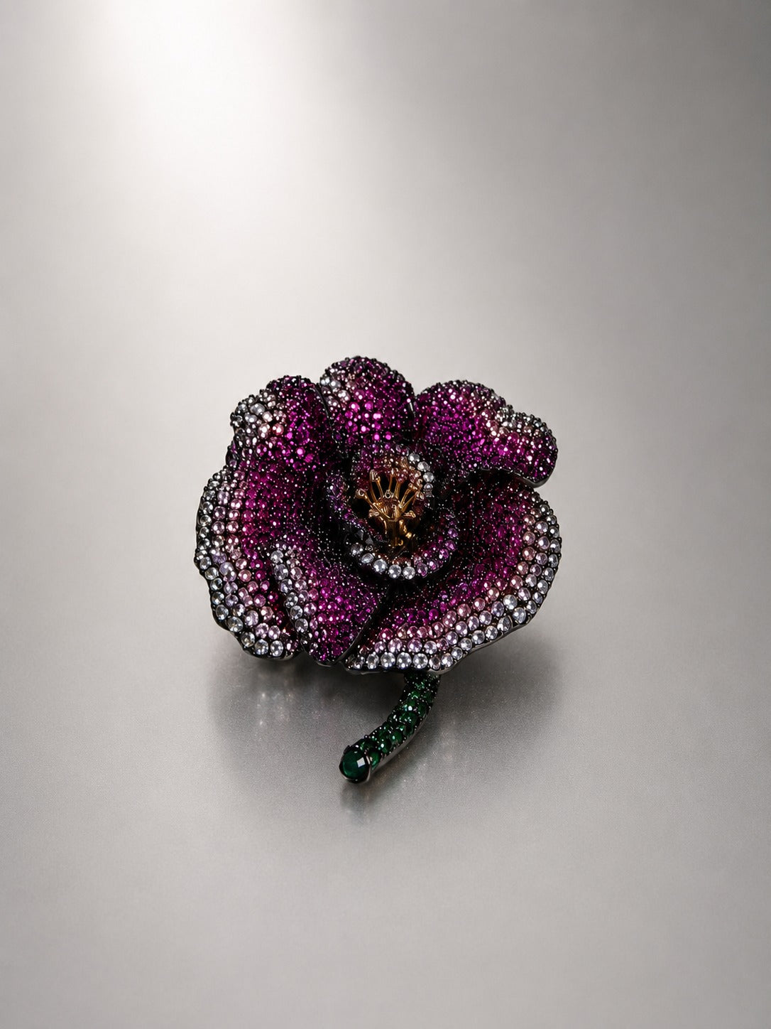Frosta Ares Brooch