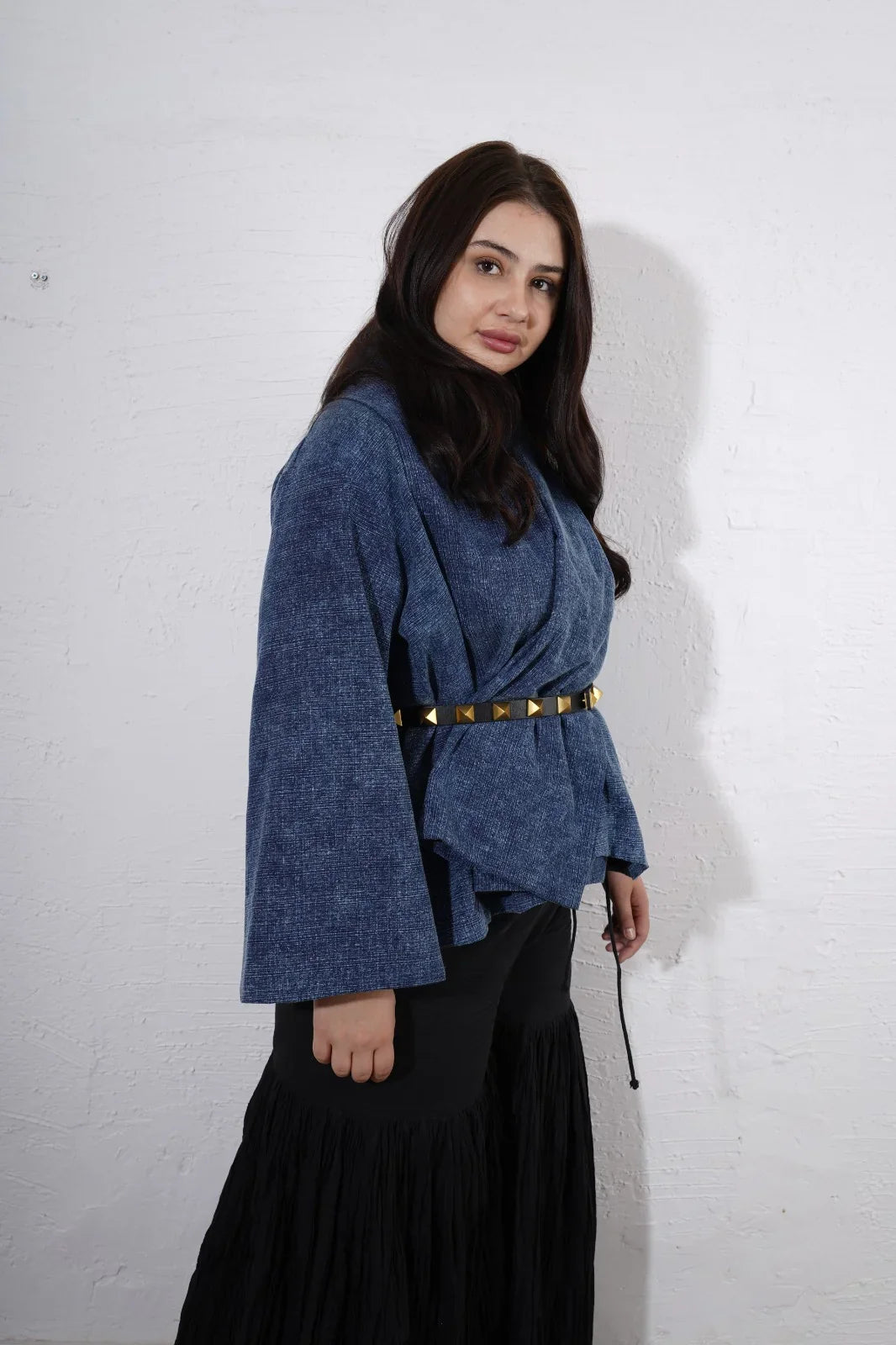 Woman wearing a blue jacket and black skirt | Women's Jacket | Camisole & Overlay | Pret Clothes | nEo Clothes.