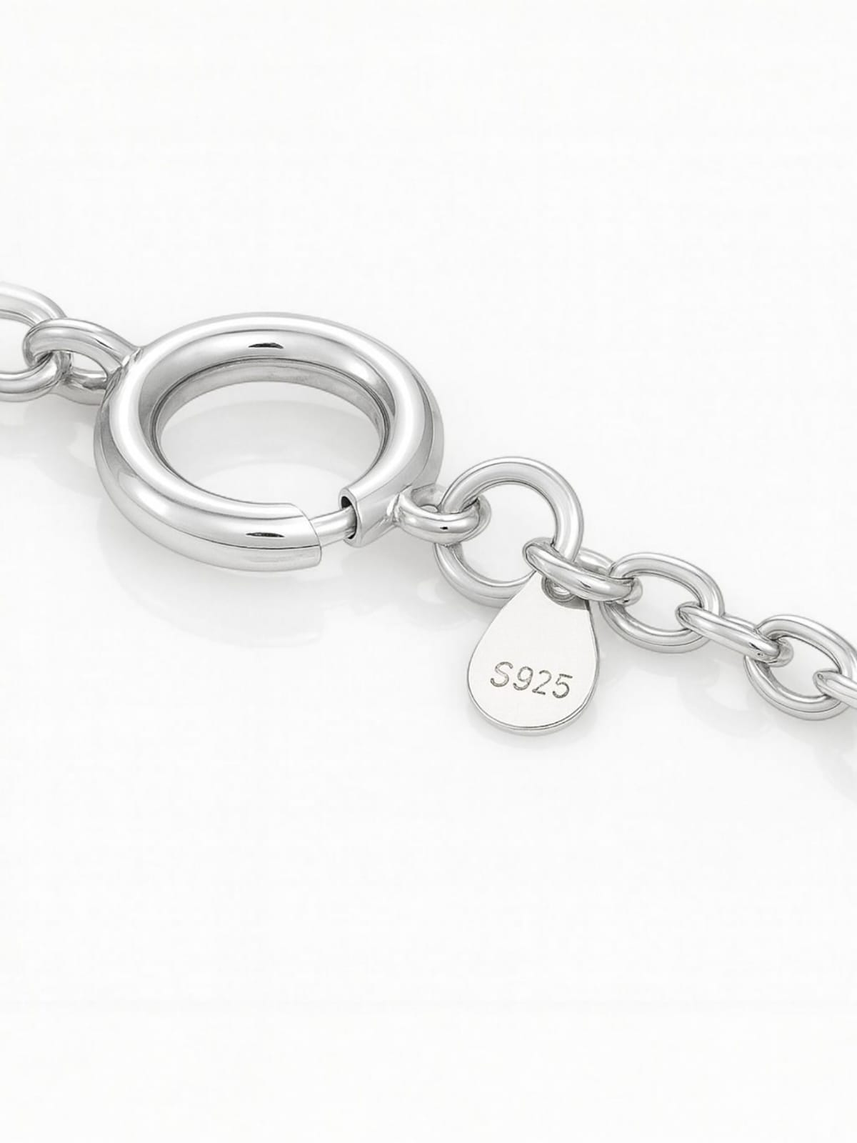 Radiant Solitaire Bracelet