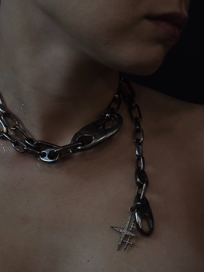 Twin-Stellar Necklace