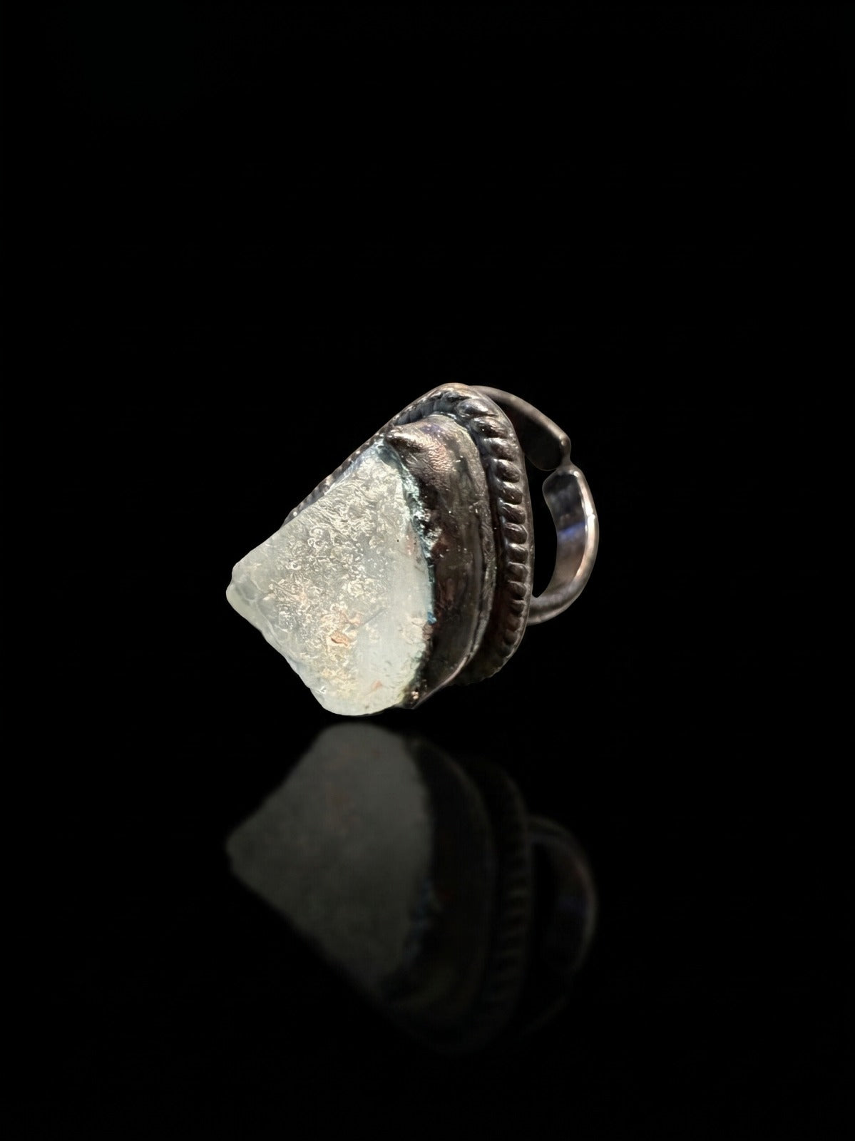 Ost Noir Ring