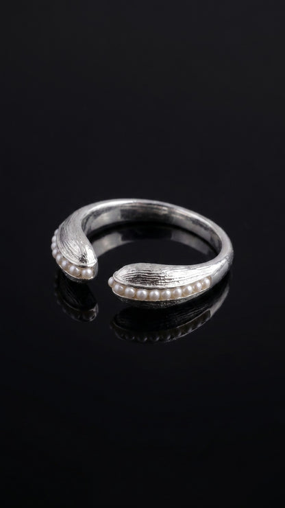 Lunar Twinflare Ring