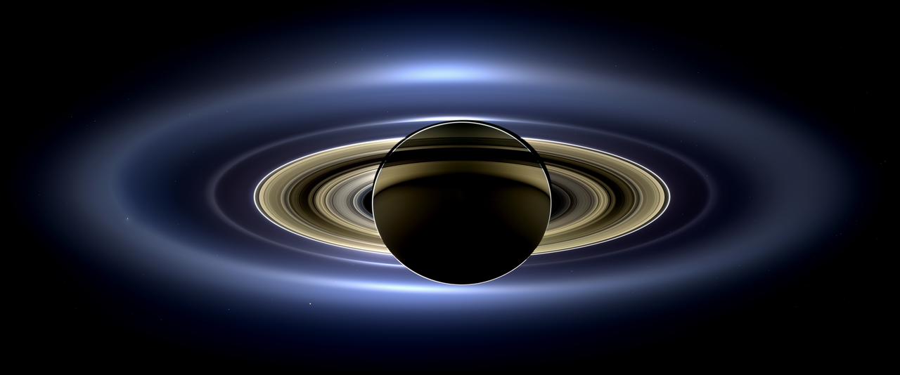Illustration of Saturn with its rings against a dark| Women's Top | Top | Pret Clothes | nEo Clothes